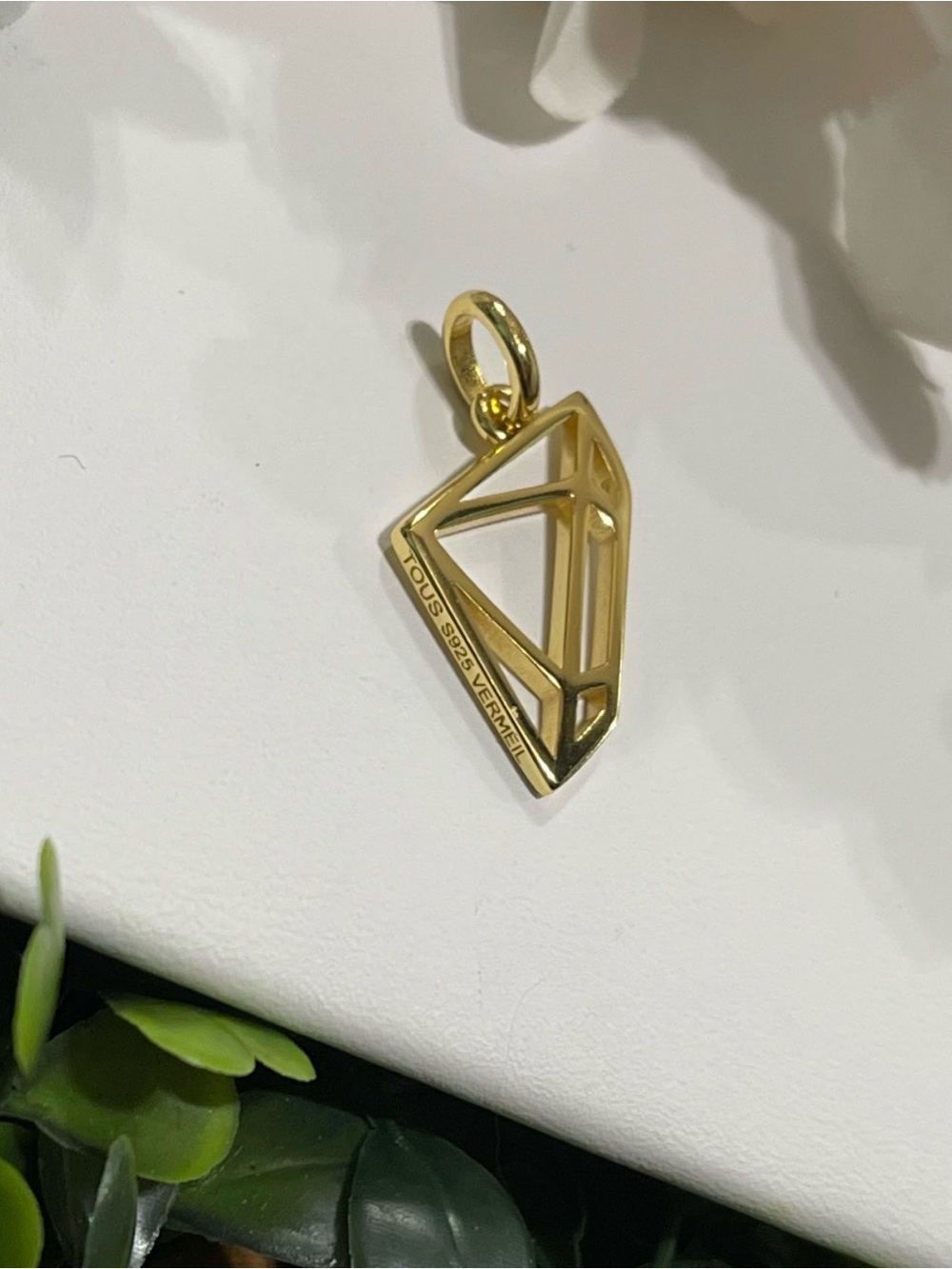Gold Diamond-Shaped Pendant 925